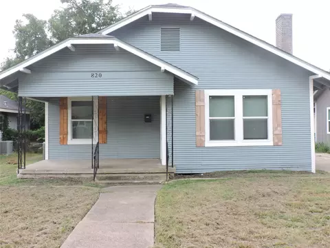 820 W Fischer St, Sherman, TX 75092