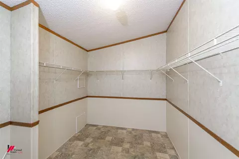 131 Monica Ln, Springhill, LA 71075 photo 9