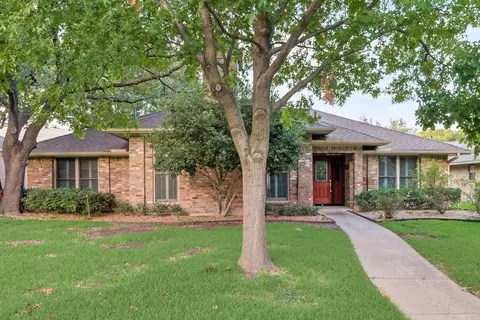 7222 Claybrook Dr, Dallas, TX 75231