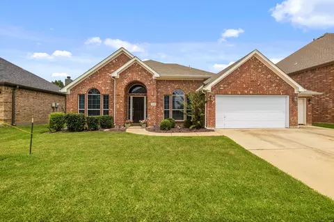 5449 Loftsmoor Ct, Fort Worth, TX 76244
