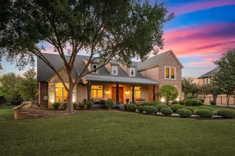 308 Black Dr, Colleyville, TX 76034