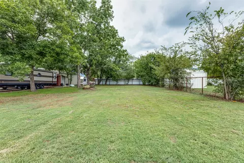 2110 Dixie St, Caddo Mills, TX 75135