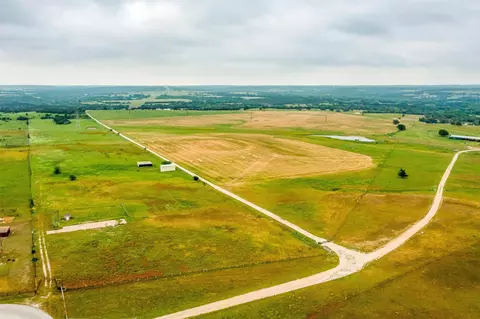 8420 Godley Rd, Granbury, TX 76049