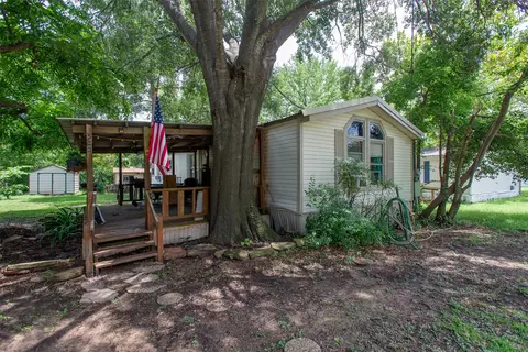 322 Channel Dr, Gun Barrel City, TX 75156