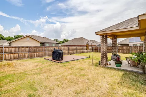 917 E 5th St, Springtown, TX 76082 photo 38