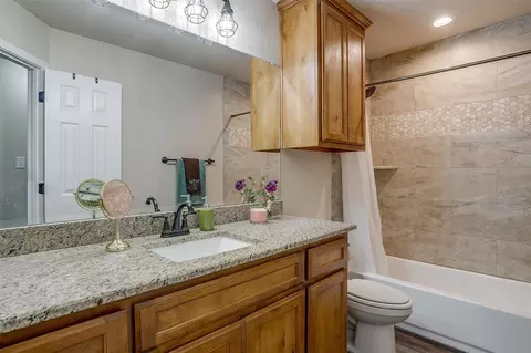 917 E 5th St, Springtown, TX 76082 photo 27