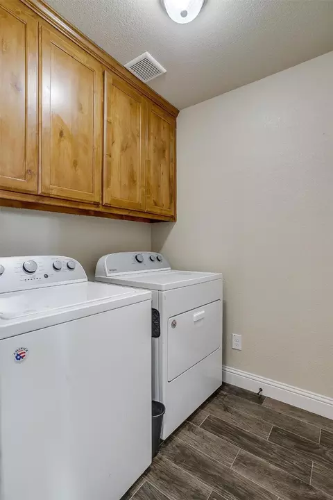 917 E 5th St, Springtown, TX 76082 photo 32