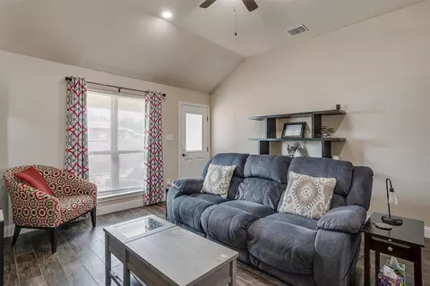 917 E 5th St, Springtown, TX 76082 photo 19