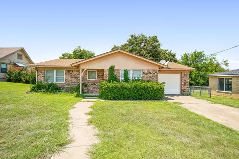 505 S Mulberry St, Eastland, TX 76448