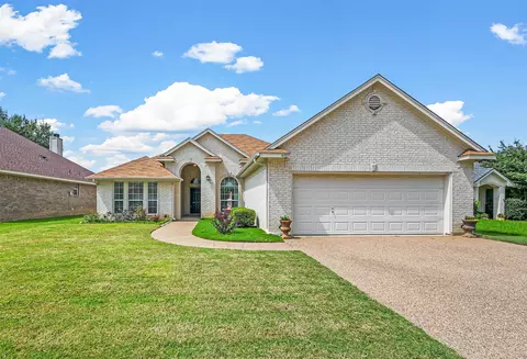 4307 Fox Ct, Arlington, TX 76001