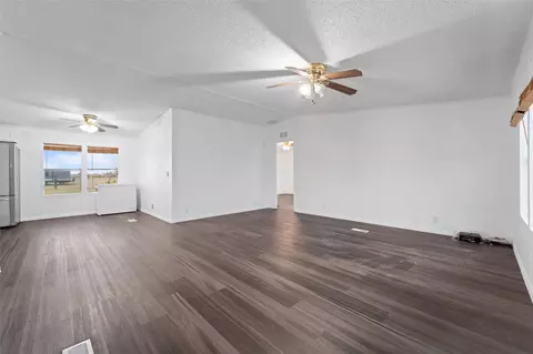 816 County Road 207, Alvarado, TX 76009