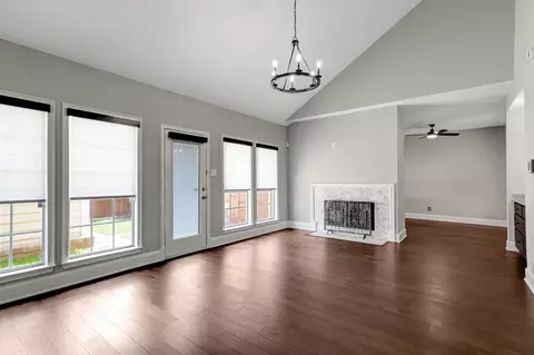 3607 Soft Wind Ct, Grapevine, TX 76051 photo 6