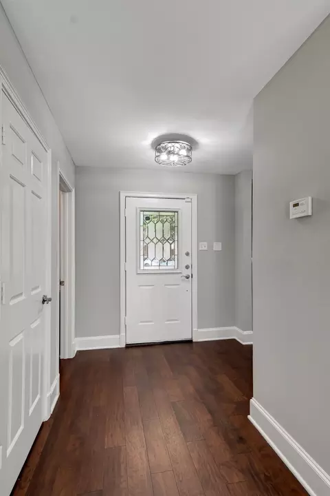 3607 Soft Wind Ct, Grapevine, TX 76051 photo 5