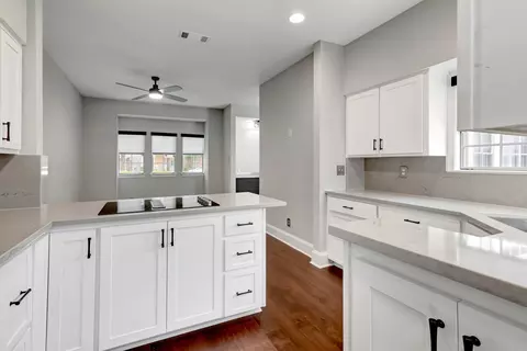 3607 Soft Wind Ct, Grapevine, TX 76051 photo 16