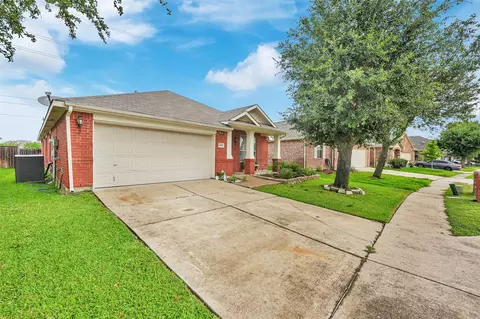4635 Jackson Meadows Dr, Sachse, TX 75048 photo 3