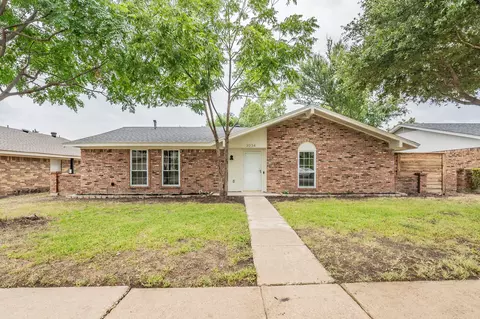 3034 Alderon Ln, Garland, TX 75044