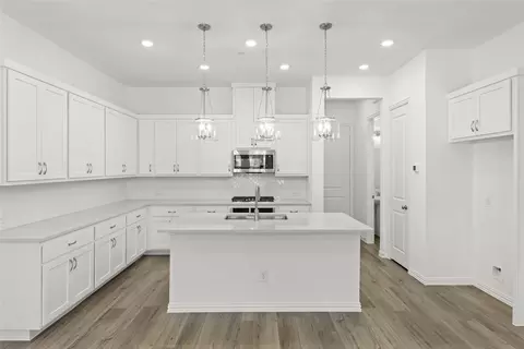 6611 Baritone Ct, Sachse, TX 75048