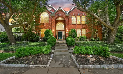 1720 Shadywood Ln, Flower Mound, TX 75028