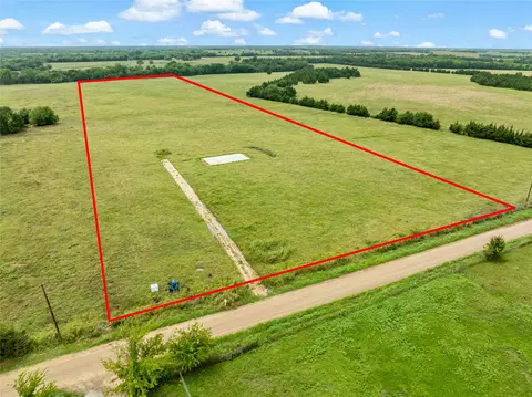 000 County Road 15100, Blossom, TX 75416