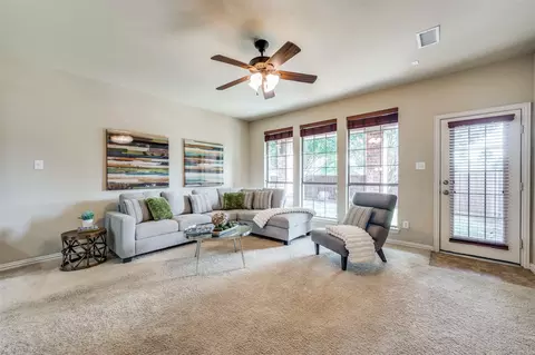 6077 Wallis Dr, Frisco, TX 75033