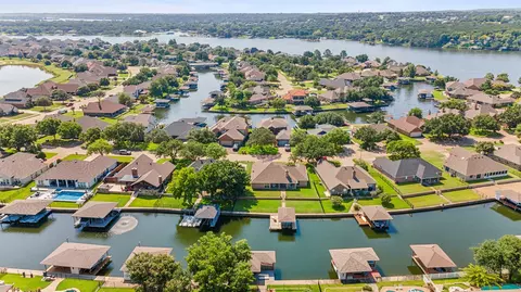 1200 Canvasback Dr, Granbury, TX 76048