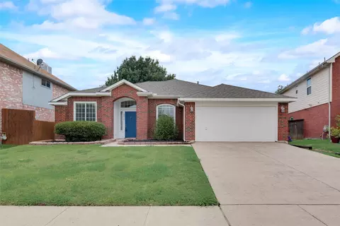 4810 Brady Ct, Arlington, TX 76018