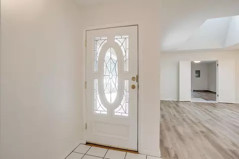 605 E Mitchell St, Arlington, TX 76010 photo 4