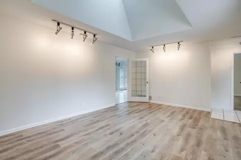605 E Mitchell St, Arlington, TX 76010 photo 7