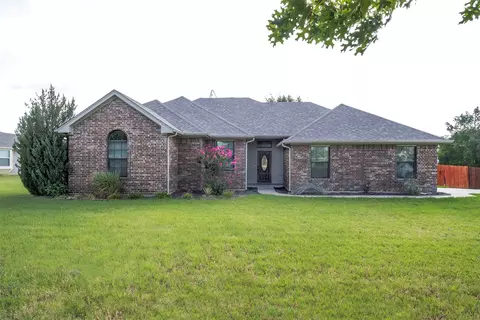 131 Sunray Ct, Weatherford, TX 76087