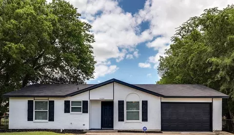 1535 Willowbrook Ct, Lancaster, TX 75134