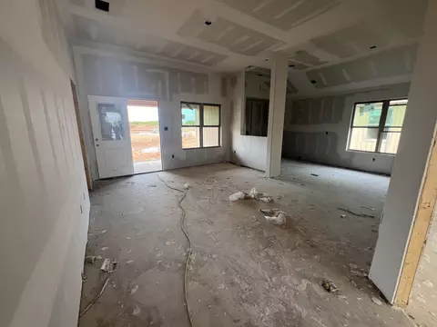 172 Waterloo Dr, Abilene, TX 79602 photo 2