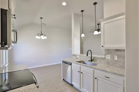 166 Waterloo Dr, Abilene, TX 79602 photo 4