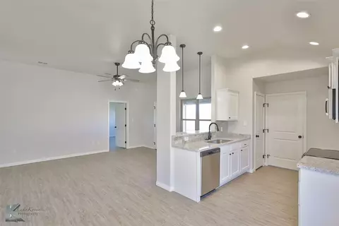 166 Waterloo Dr, Abilene, TX 79602 photo 9