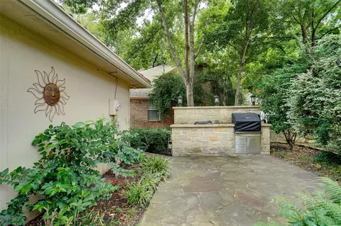 Exterior - 416 Milla Ln, Euless, TX 76039 photo 3 of 3