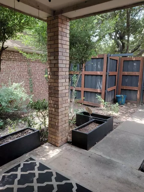 Other - 512 Bryan Ct, Irving, TX 75060 photo 7 of 10