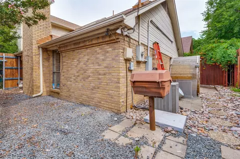 Other - 512 Bryan Ct, Irving, TX 75060 photo 5 of 10