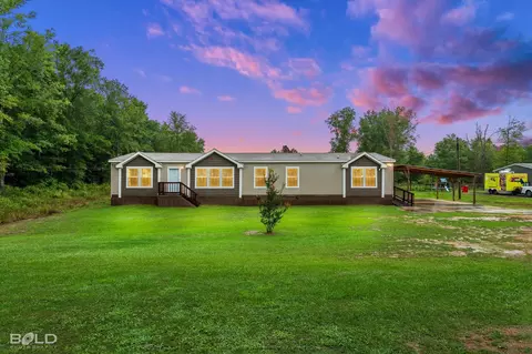 558 Richardson Rd, Stonewall, LA 71078