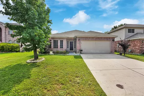 4120 Cardigan Dr, Grand Prairie, TX 75052