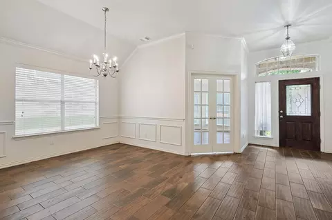 512 Wade Ct, Euless, TX 76039 photo 6