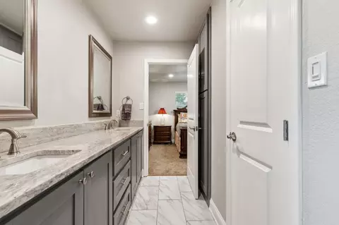 Bath - 2145 Mountainview Dr, Hurst, TX 76054 photo 1 of 4