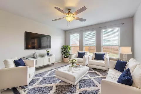 2042 Brookside Dr, Royse City, TX 75189