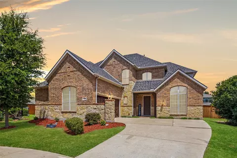 1101 Wilson Dr, Lantana, TX 76226