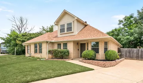 2808 London Ct, Euless, TX 76039