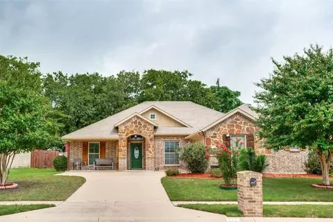 125 Windermere St, Waxahachie, TX 75165