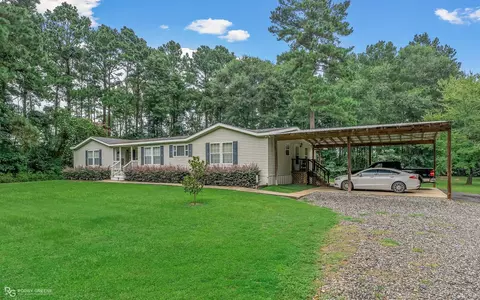 11263 Bethany State Line Rd, Bethany, LA 71007