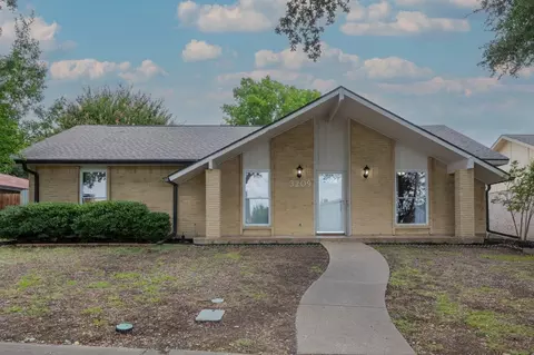 3209 High Plateau Dr, Garland, TX 75044
