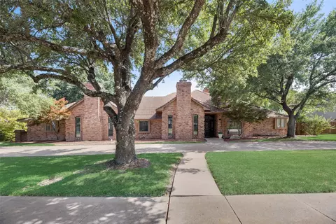 1026 Wind Ridge Dr, Duncanville, TX 75137