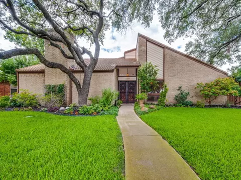 10259 Chimney Hill Ln, Dallas, TX 75243