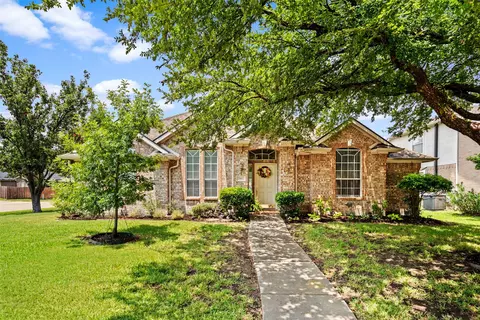 2801 Country Glen Ln, Keller, TX 76248