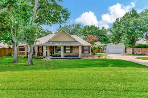 4000 Lorraine Dr, Arlington, TX 76017